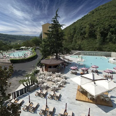 Hotell Complesso Termale Vescine Castelforte