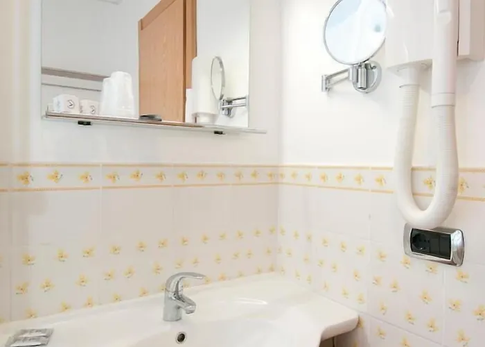 Hotel Complesso Termale Vescine 3*